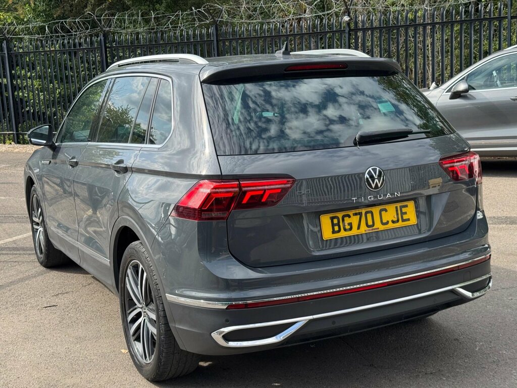 Volkswagen Tiguan R-line Tech Black #4