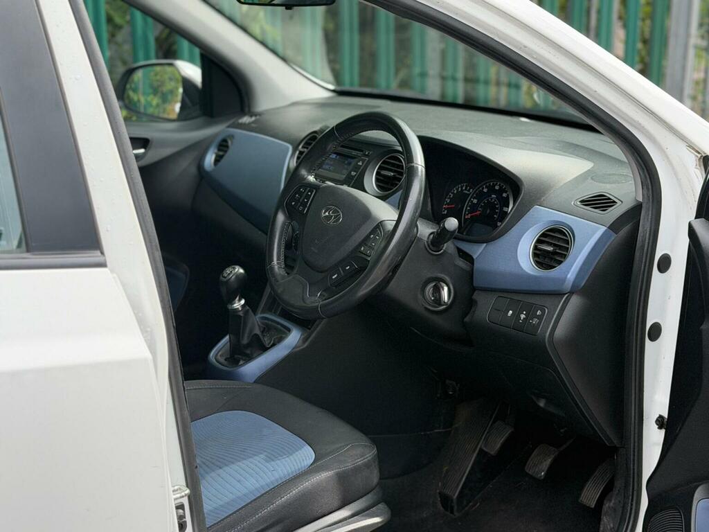 Hyundai I10 1.2 Premium Euro 5 White #3