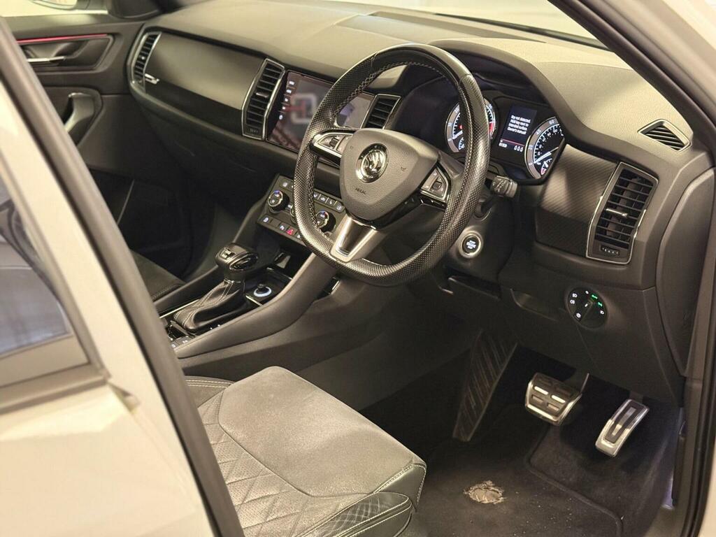 Skoda Kodiaq 2.0 Tsi Sportline Dsg 4Wd Euro 6 Ss 7 Seat White #2