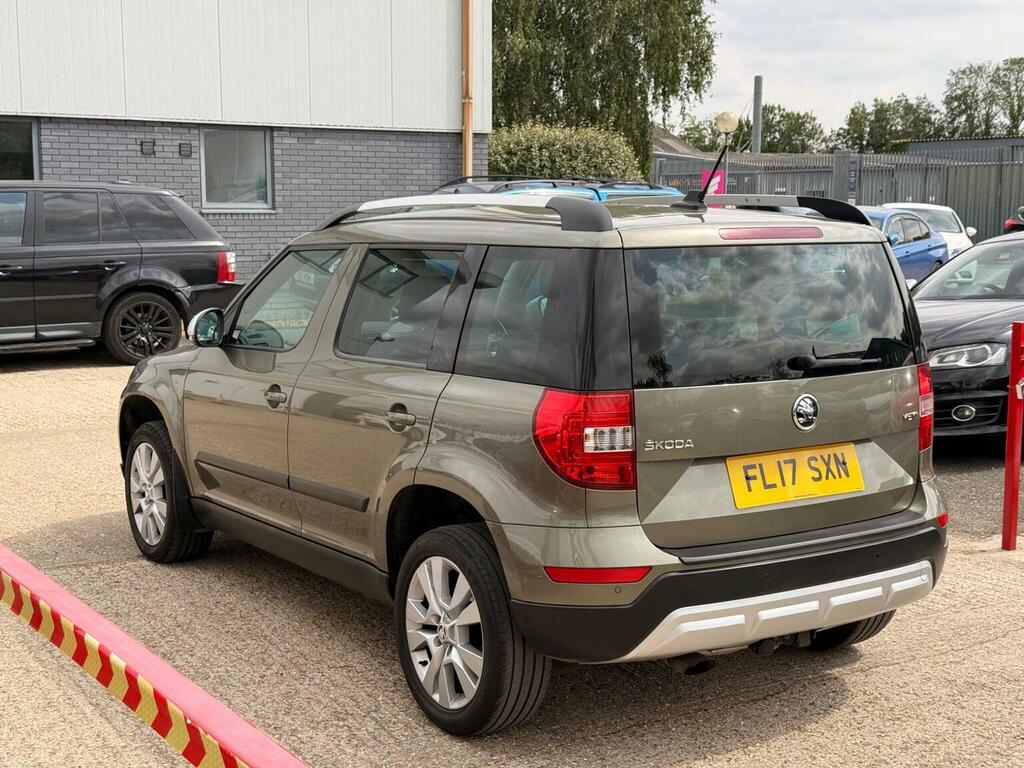 Skoda Yeti 1.2 Tsi Se L Drive Outdoor Dsg Euro 6 Ss Green #6