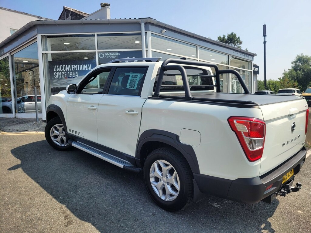 SsangYong Musso 2.2 Double Cab Pick Up Rebel White #5