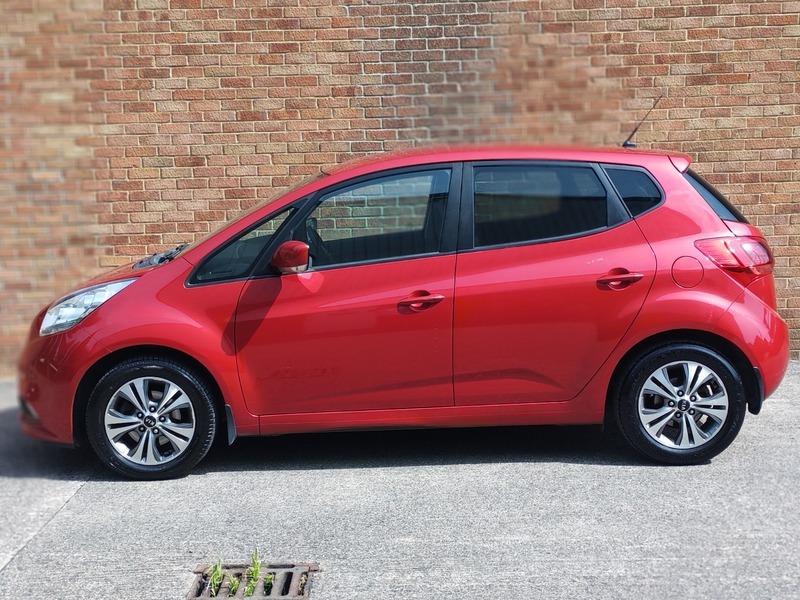 Kia Venga 1.4 1 Air Mpv Euro 6 Ss 89 B Black #2