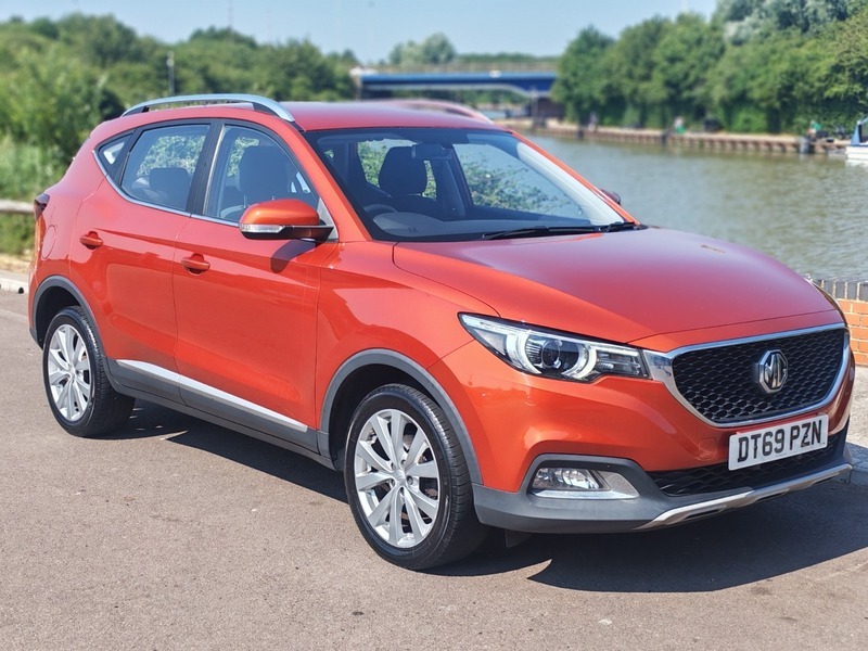 MG ZS 1.5 Vti-tech Excite Suv Orange #4