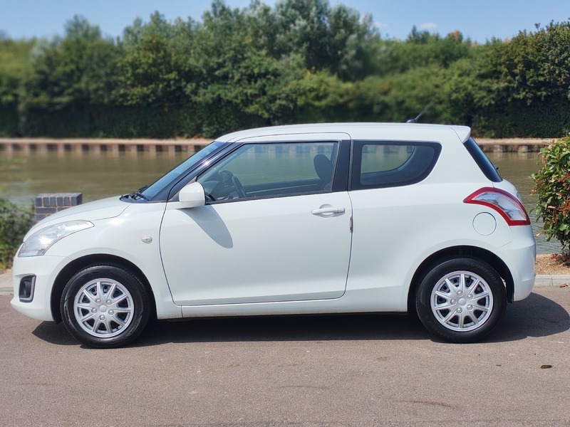 Suzuki Swift 1.2 Sz2 Hatchback White #3