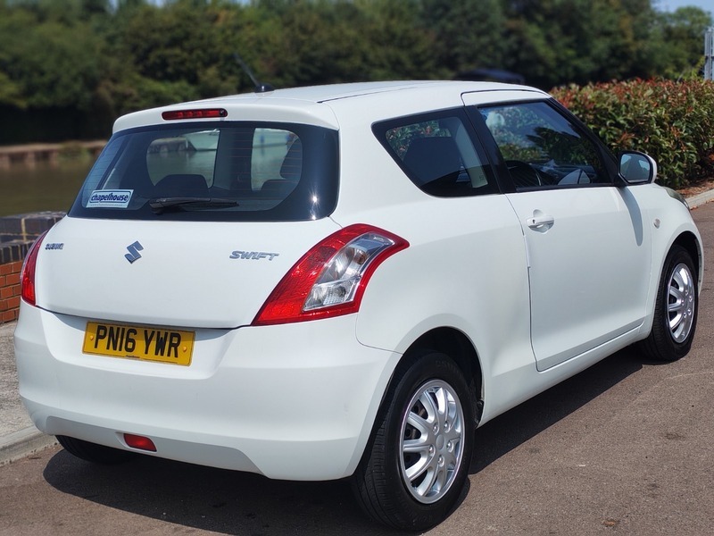 Suzuki Swift 1.2 Sz2 Hatchback White #6
