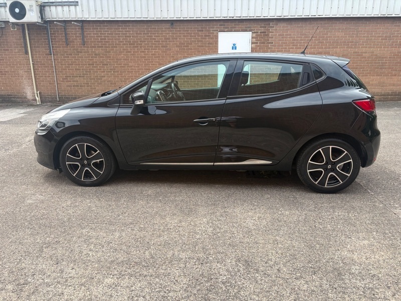 Renault Clio 1.2 16V Dynamique Medianav Black #5