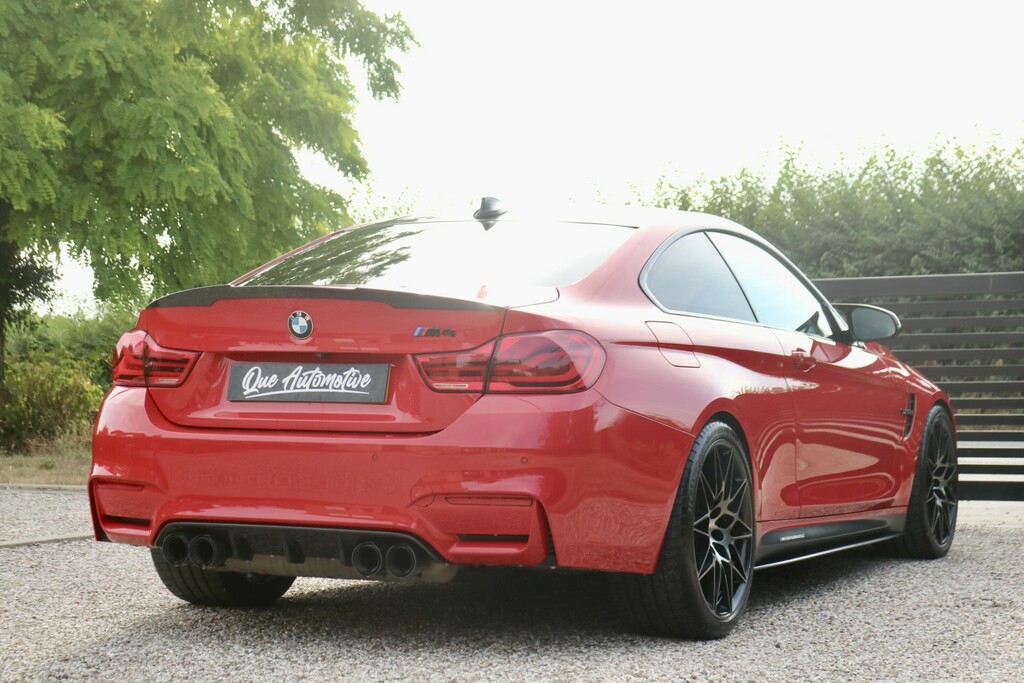 BMW M4 2018 3.0 Biturbo Gpf Competition Coupe White #23