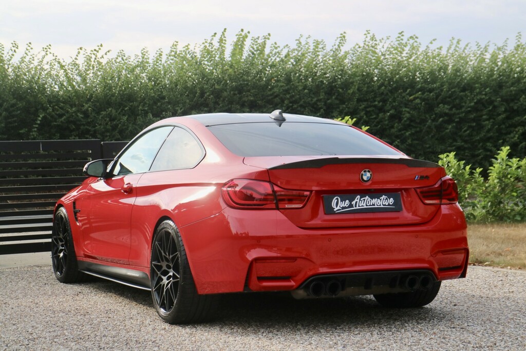 BMW M4 2018 3.0 Biturbo Gpf Competition Coupe White #19