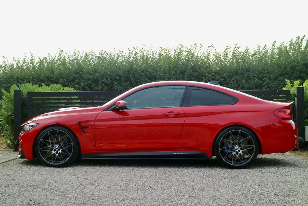 BMW M4 2018 3.0 Biturbo Gpf Competition Coupe White #36