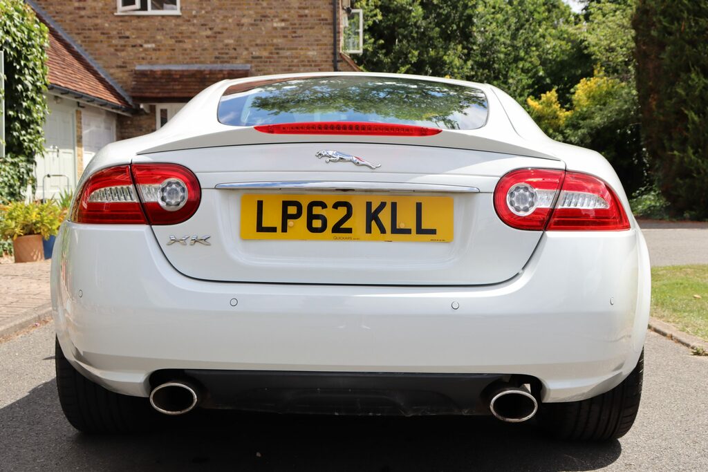 Jaguar XK 5.0 V8 Coupe White #6