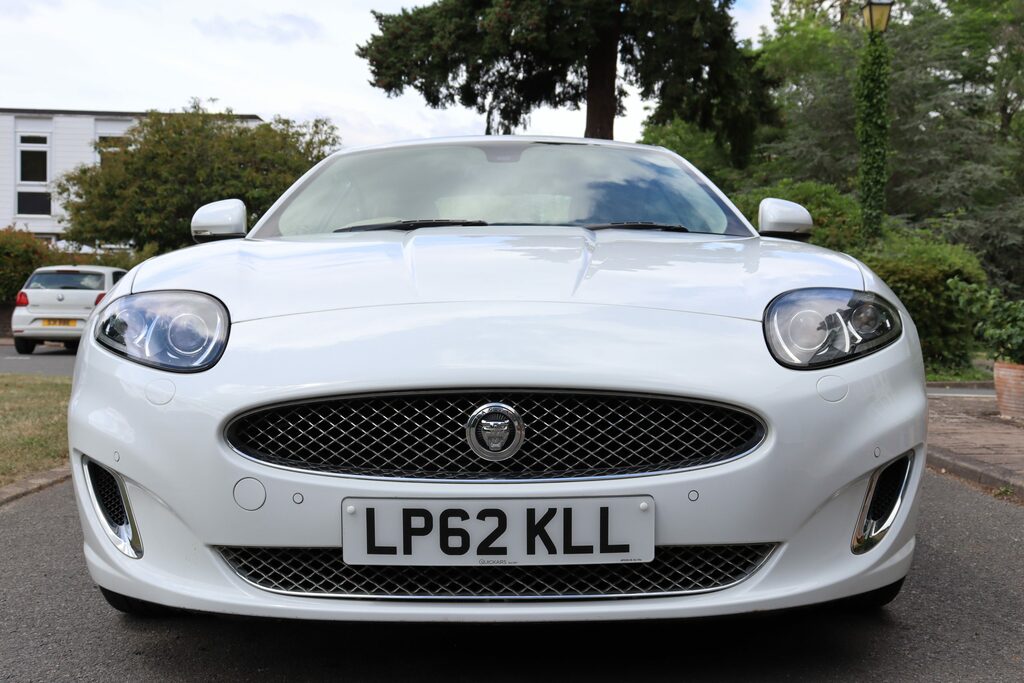 Jaguar XK 5.0 V8 Coupe White #2