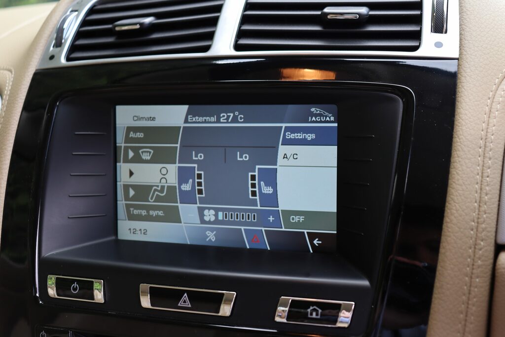 Jaguar XK 5.0 V8 Portfolio Euro 5 Blue #19