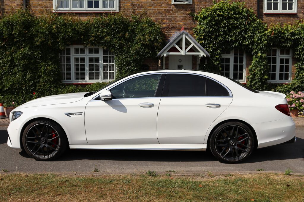 Mercedes-Benz E Class S 4.0 V8 Premium 4Matic SK68YZZ White #4