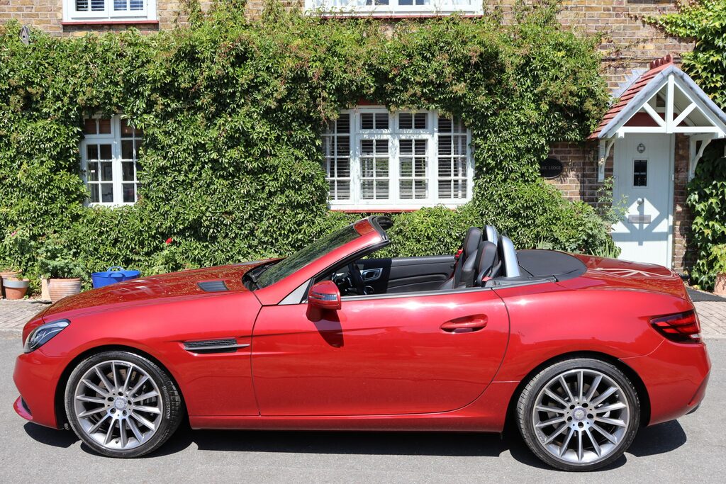 Mercedes-Benz SLC 2.0 Amg Line 9G-tronic Red #2
