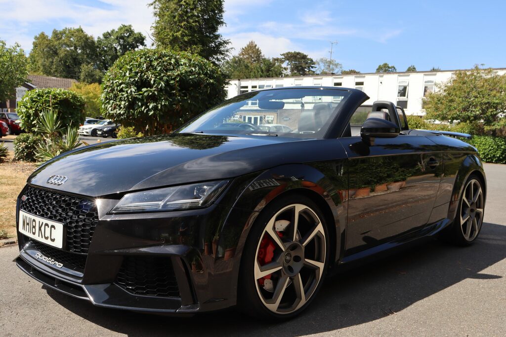 Audi TT RS 2.5 Tfsi Quattro S Tronic Roadster Black #3