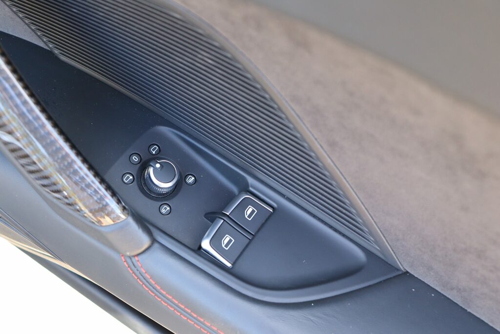Audi TT RS Ro S-tronic Roadster  #13