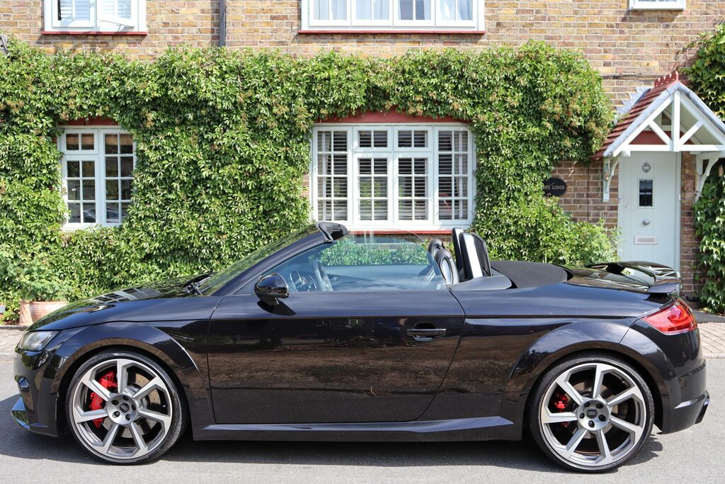 Audi TT RS 2.5 Tfsi Quattro S Tronic Roadster Black #4