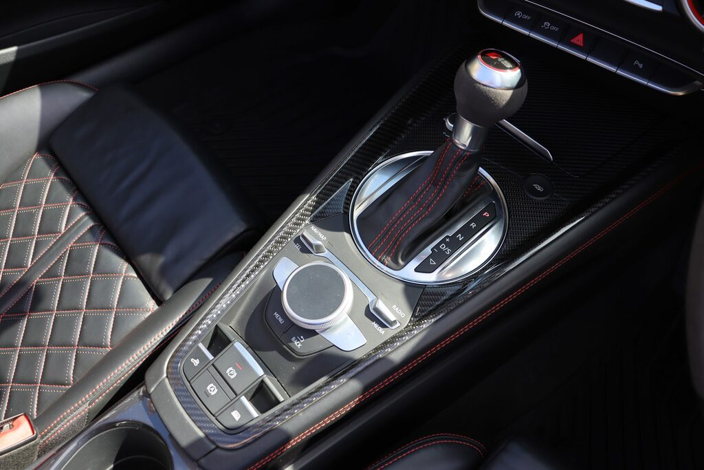 Audi TT RS Ro S-tronic Roadster  #15
