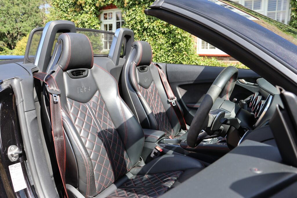 Audi TT RS Ro S-tronic Roadster  #9