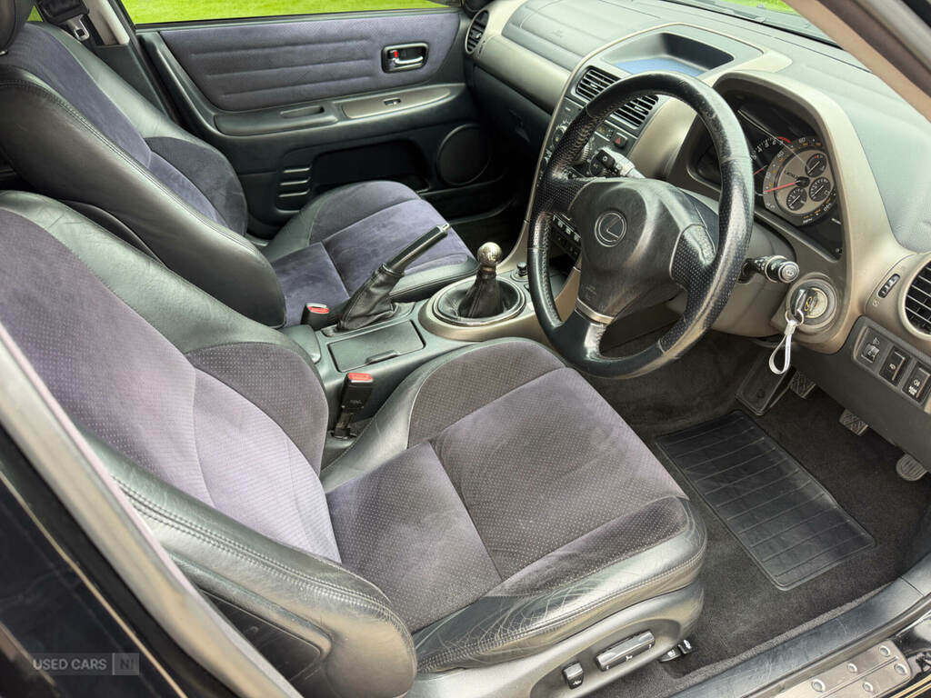 Lexus IS Se Auto Silver #15