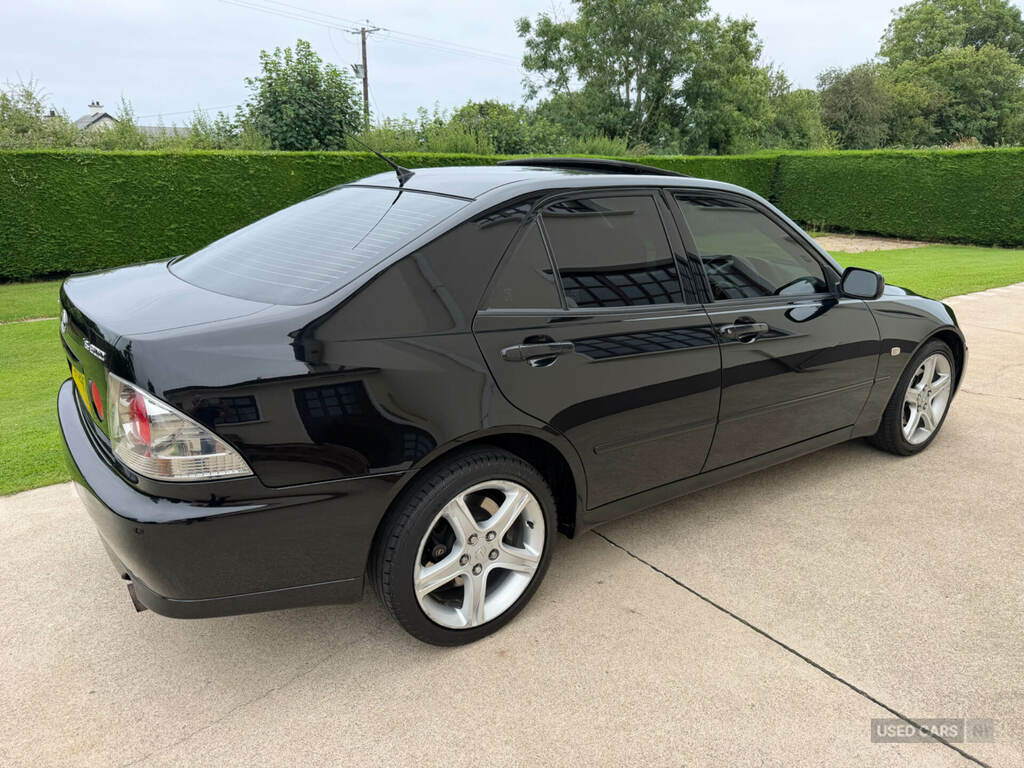 Lexus IS Se Auto Silver #8