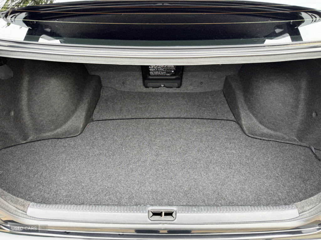 Lexus IS Se Auto Silver #26