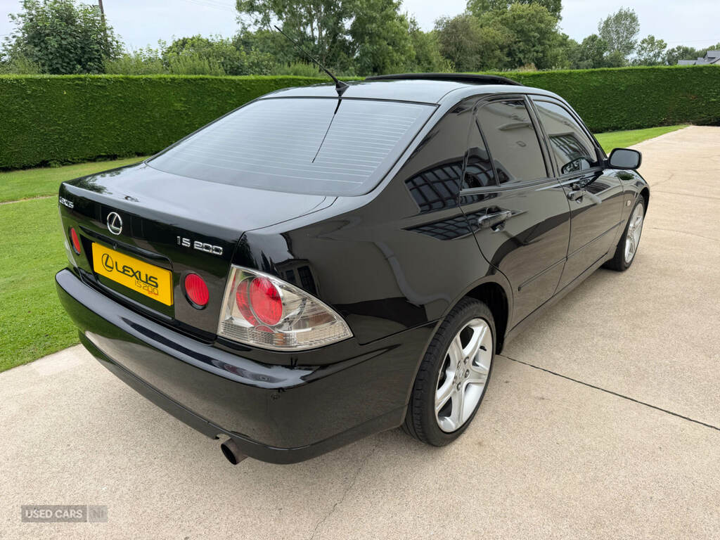 Lexus IS Se Auto Silver #7
