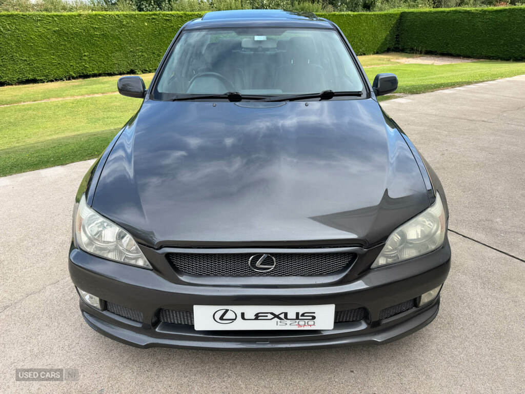 Lexus IS 200 2.0 Se Silver #4
