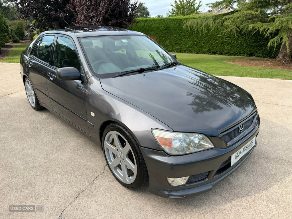 Lexus IS 200 2.0 Se Silver #6