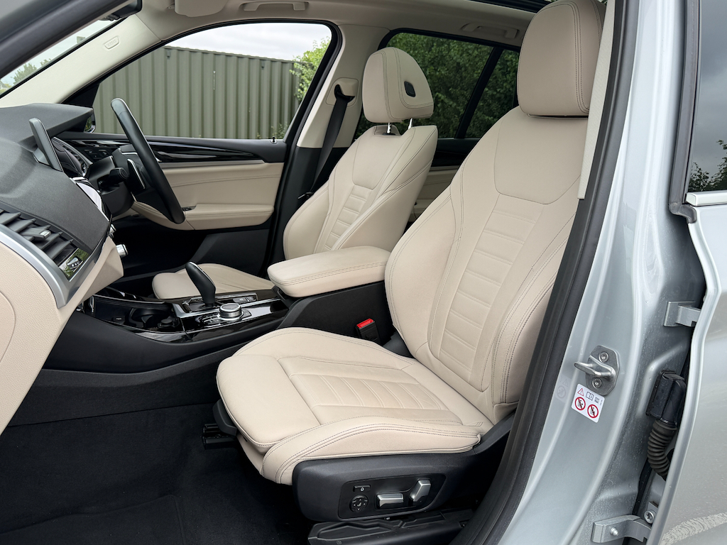 BMW X3 Xdrive20d M Sport Step Plus Pack White #26