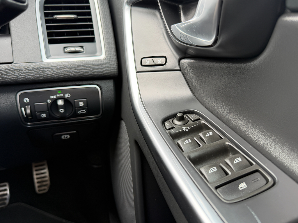Volvo XC60 Xc60 R-design Lux Nav D5 Awd Grey #15