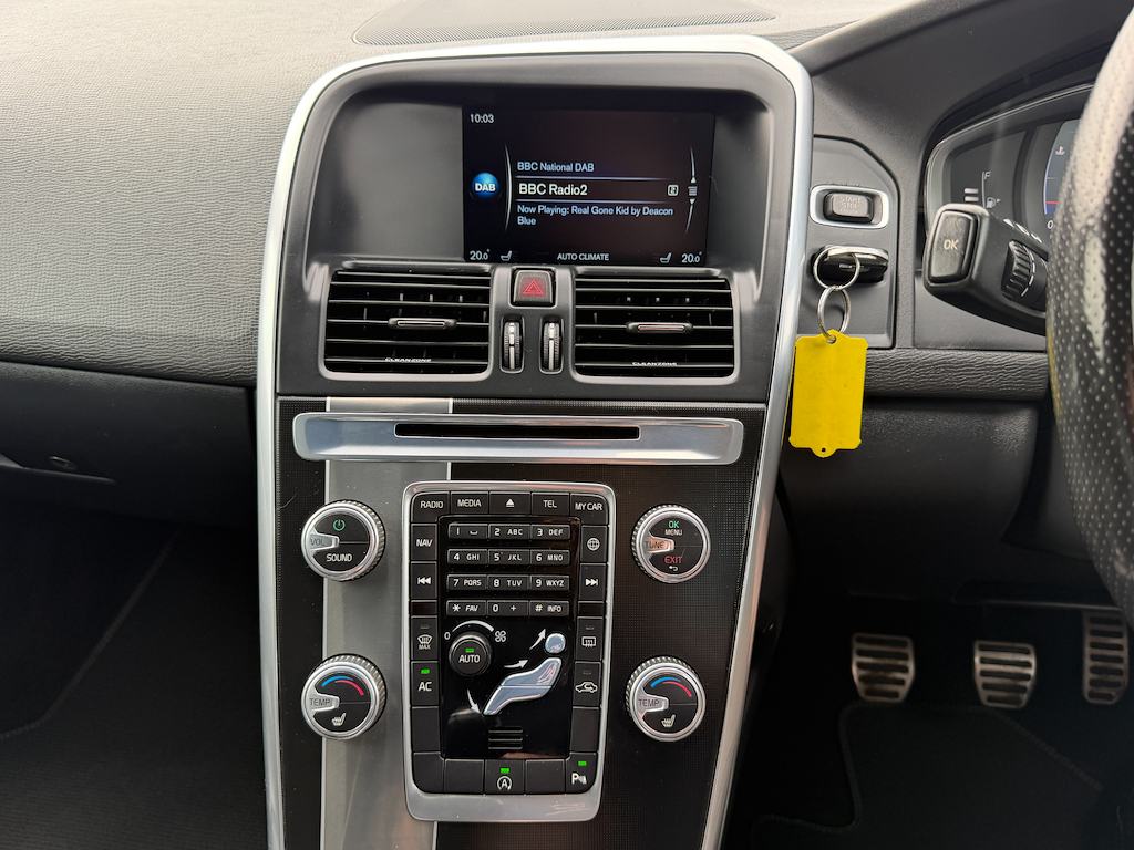 Volvo XC60 Xc60 R-design Lux Nav D5 Awd Grey #16