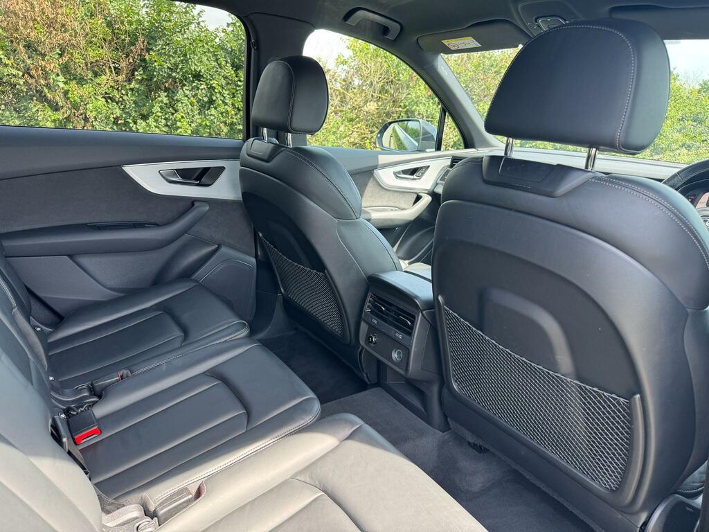 Audi Q7 Audi Estate S Tfsi Quattro Black Edition Tiptr Black #17