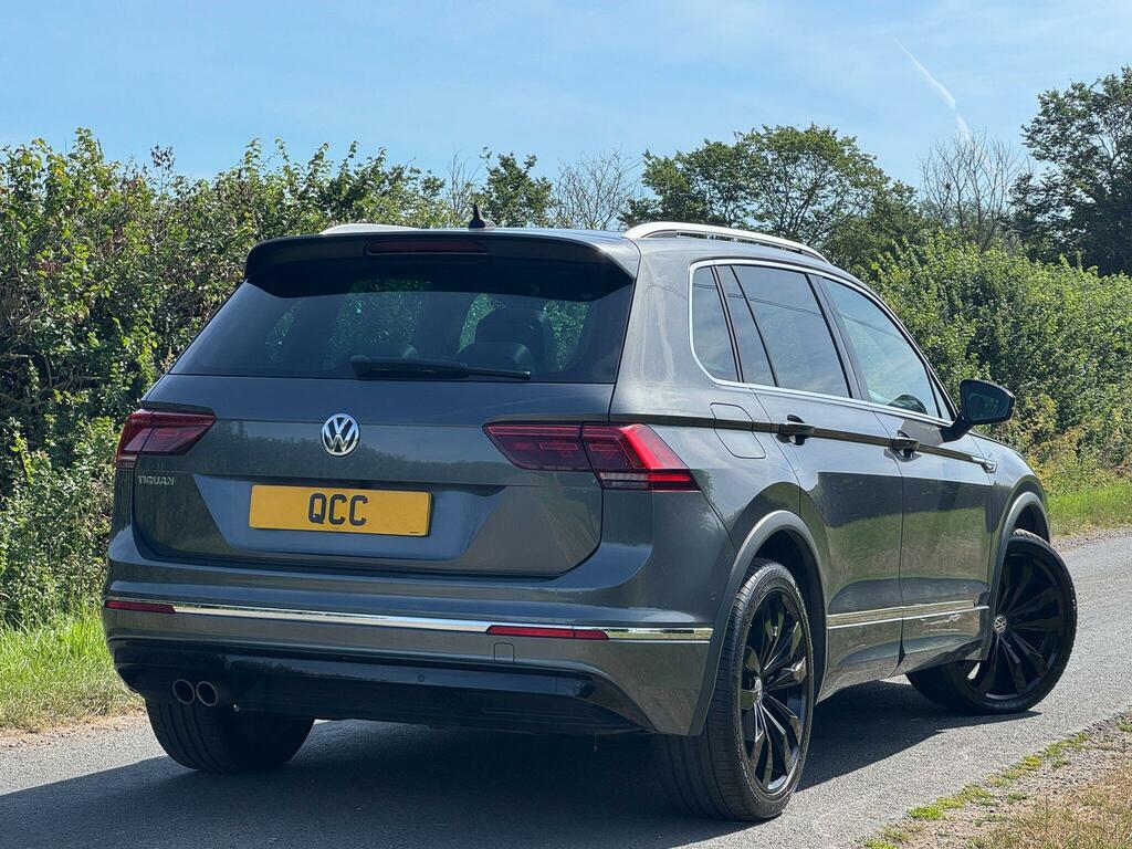 Volkswagen Tiguan R-line Tech Grey #4