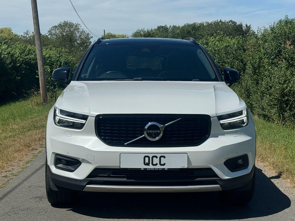 Volvo XC40 R-design Pro White #3