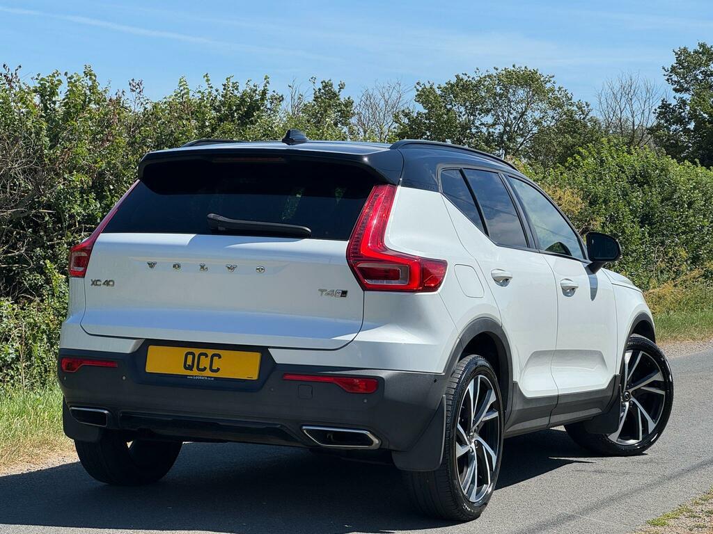 Volvo XC40 R-design Pro White #4