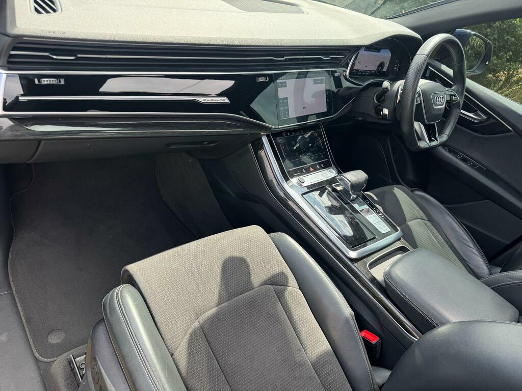 Audi Q8 S Line White #15