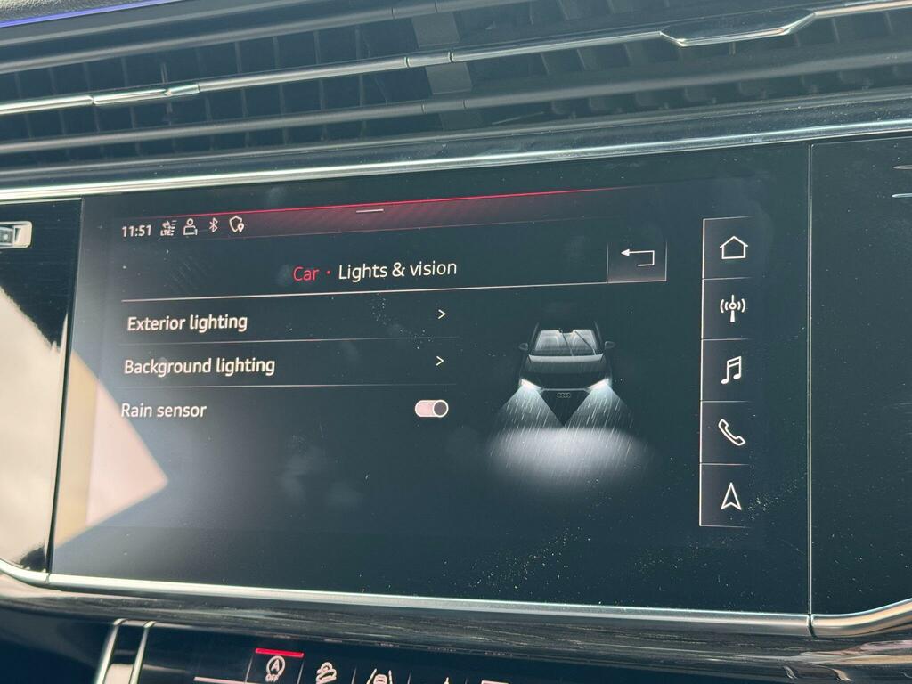 Audi Q8 S Line White #27