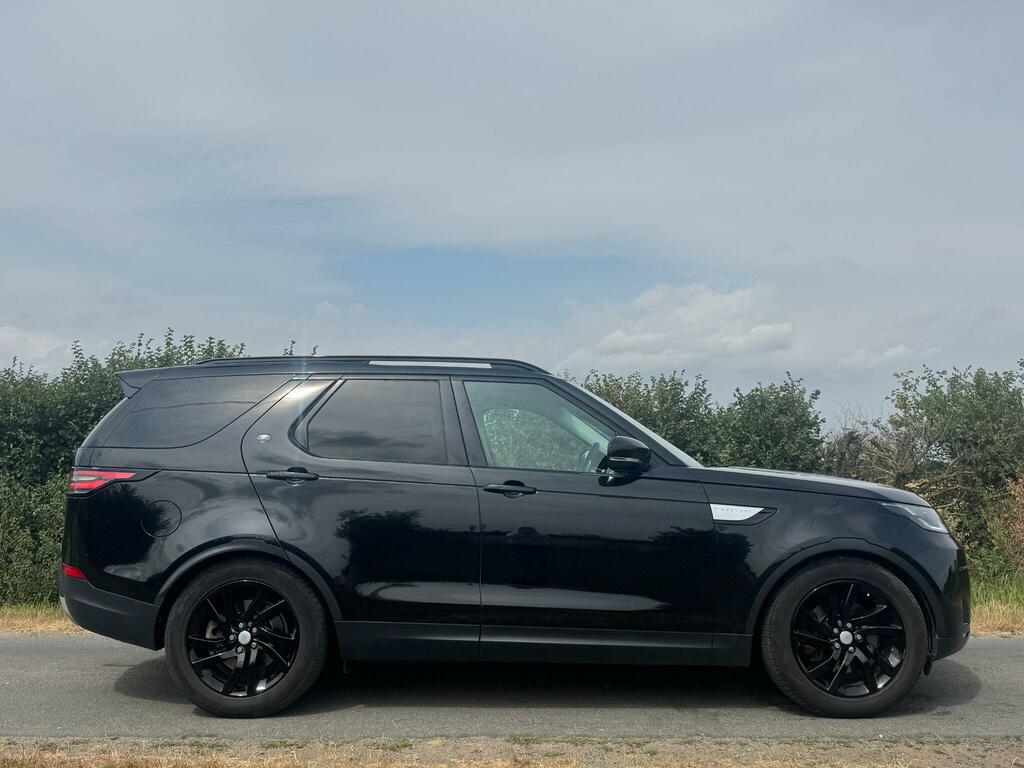 Land Rover Discovery Hse Black #2