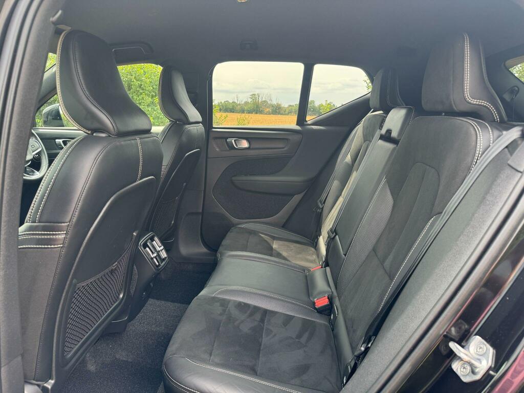 Volvo XC40 T5 R-design Pro Awd Black #17