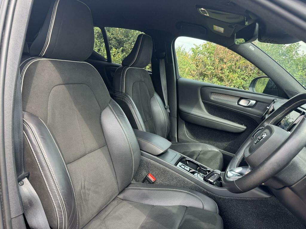 Volvo XC40 T5 R-design Pro Awd Black #8