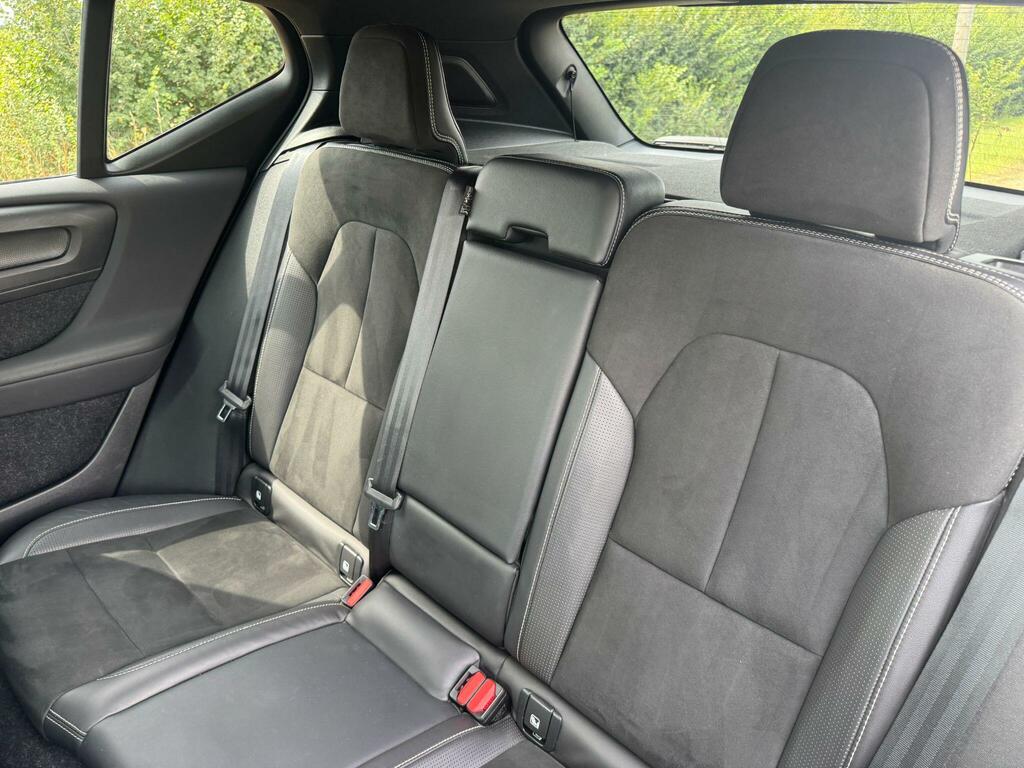 Volvo XC40 T5 R-design Pro Awd Black #18