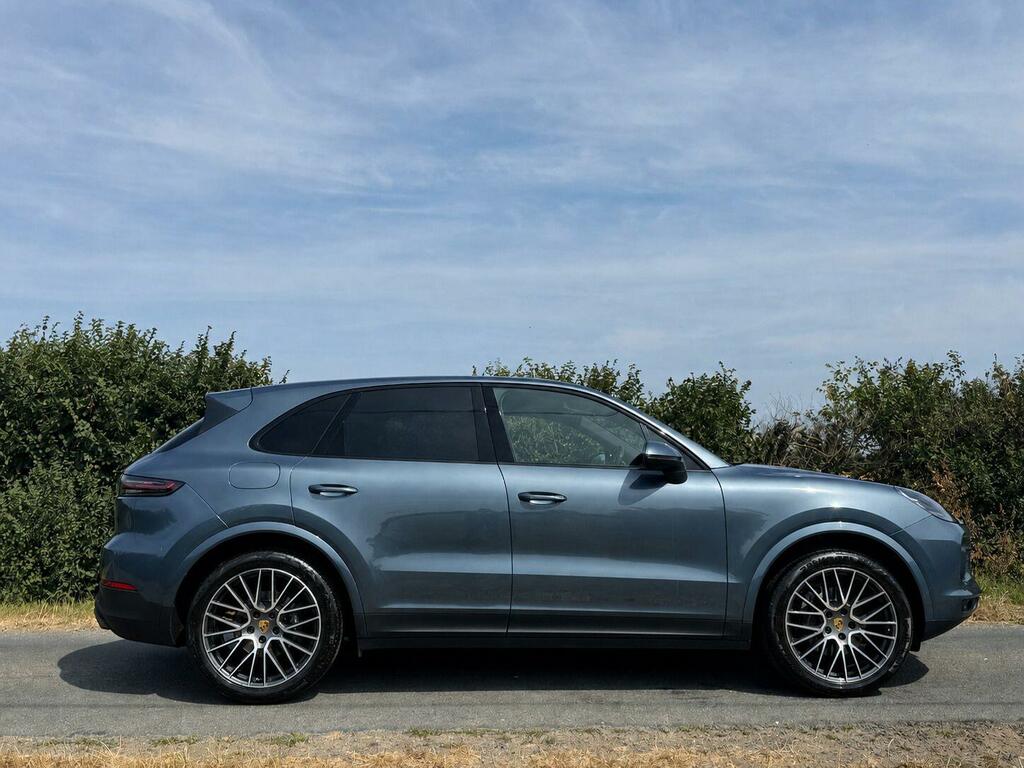 Porsche Cayenne 3.0T V6 Tiptronics 4Wd Euro 6 Ss Blue #2