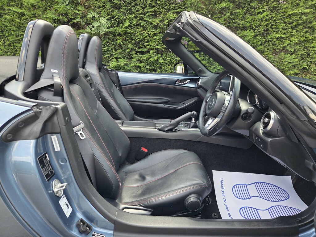 Mazda MX-5 1.5 Skyactiv-g Sport Convertible Red #10