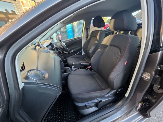 Seat Ibiza 2015 1.2 Tsi Fr Hatchback Euro 5 Grey #3