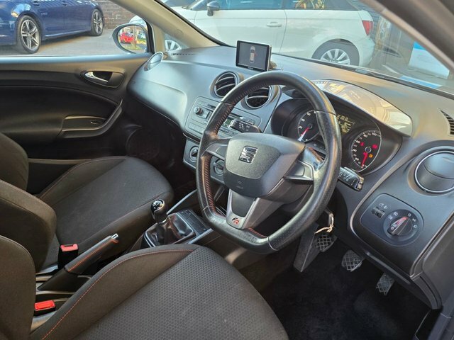Seat Ibiza Hatchback 1.4 Toca Sport Coupe Euro 5 201515 White #60