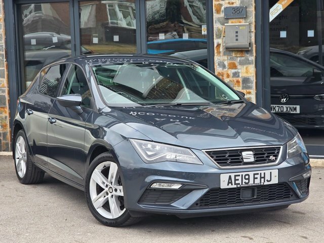 Seat Leon 2019 1.5 Tsi Evo Fr Hatchback Dsg Euro AE19FHJ Grey #2