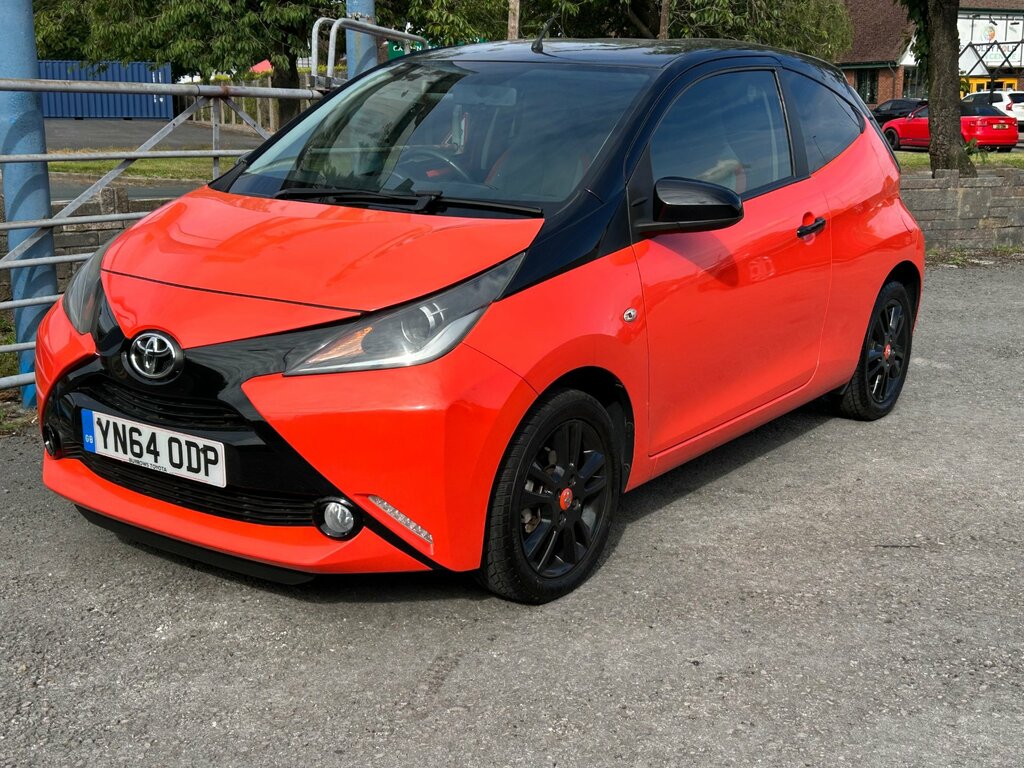 Toyota Aygo 1.0 Vvt-i X-cite Hatchback Euro Orange