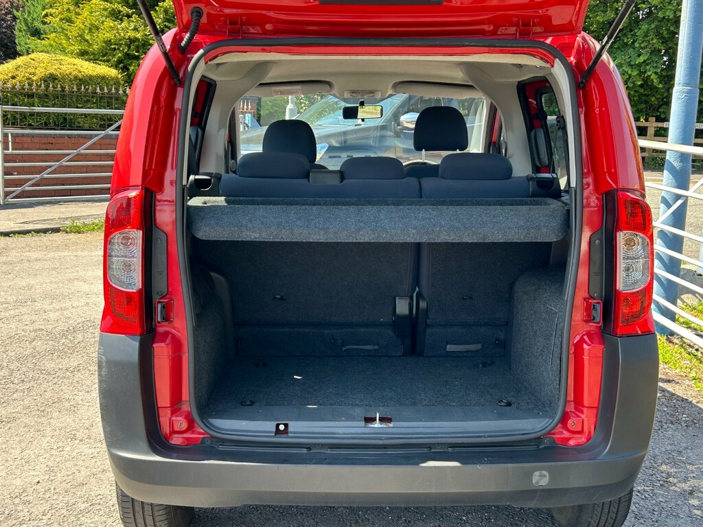 Citroen Nemo Multispace 1.4 8V 74 Bhp Red #8
