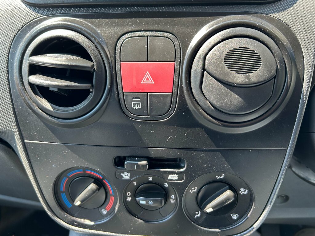Citroen Nemo Multispace 1.4 8V 74 Bhp Red #15